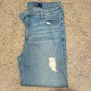 Hollister Ultra High-Rise Dad Jean